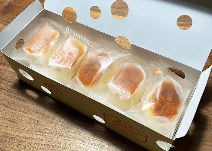 ねね（寧々）ひとくちサイズのチーズケーキ-箱を開けると5個×2段